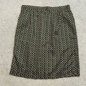 EUC Chenault Black & Gold Chain Link Print Pencil Skirt - Medium